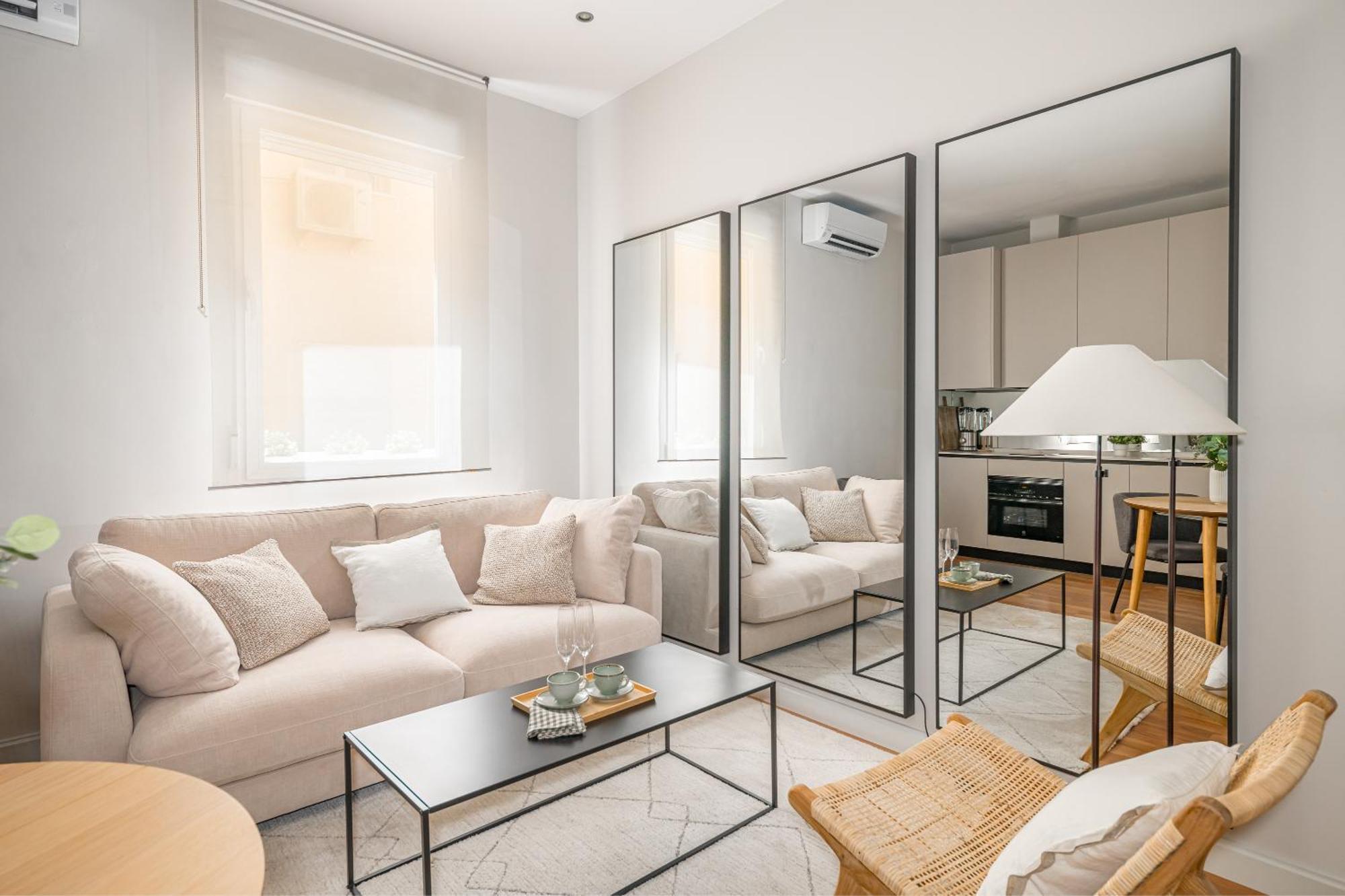 Salamanca Suites Apt มาดริด ภายนอก รูปภาพ